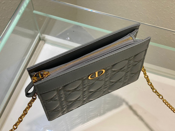 D*or caro zipped pouch with chain