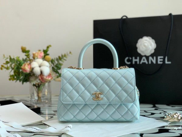 CL FLAP BAG WITH TOP HANDLE