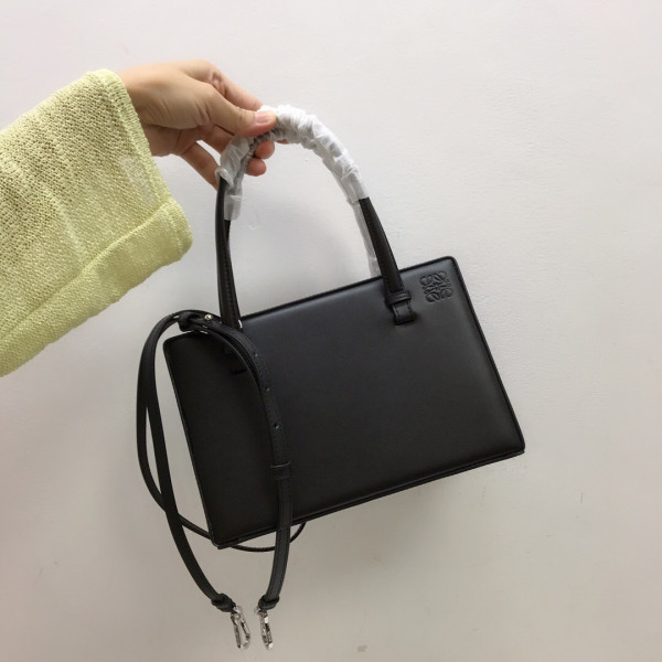 LOEWE POSTAL BAG