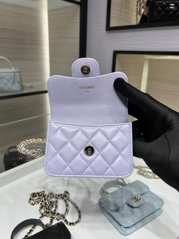 CL FLAP COIN PURSE WITH CHAIN