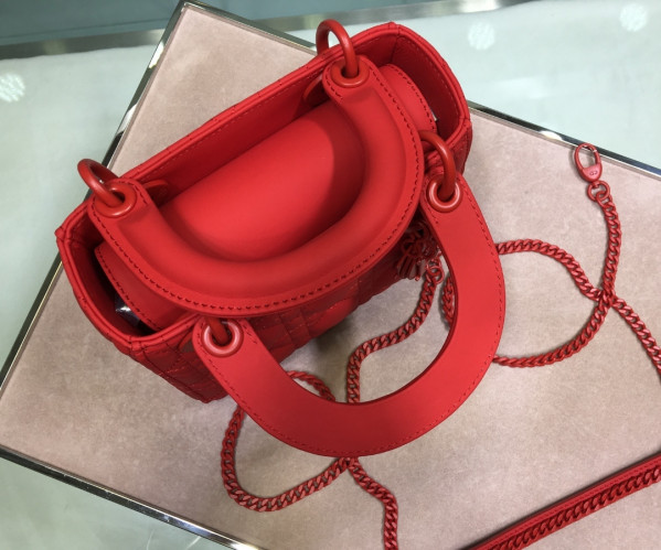 lady D*or ultra matte