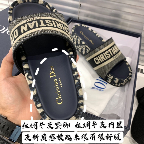 D*or dway wedge slide