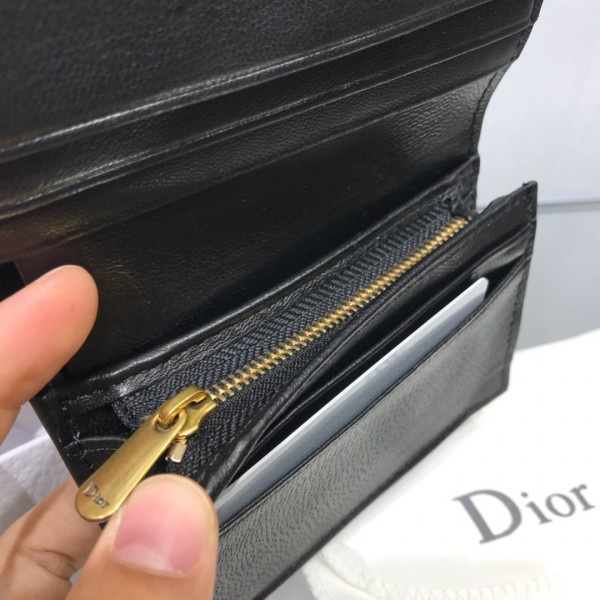 D*or wallet