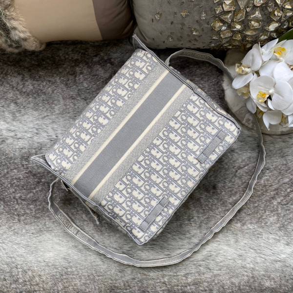 D*or oblique D*orcamp messenger bag