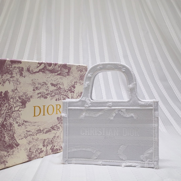 mini D*or book tote
