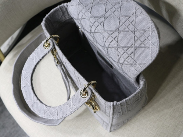 LADY D-LITE EMBROIDERED CANNAGE BAG