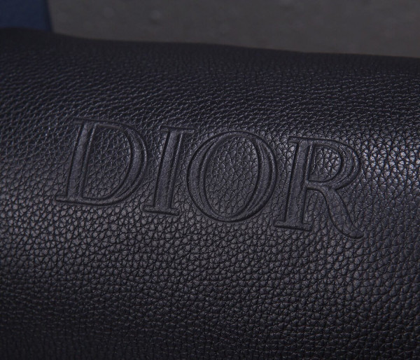 D*or roller messenger bag