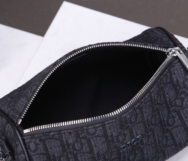 D*or roller messenger bag