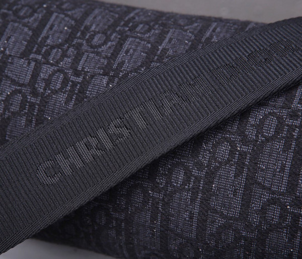 D*or roller messenger bag