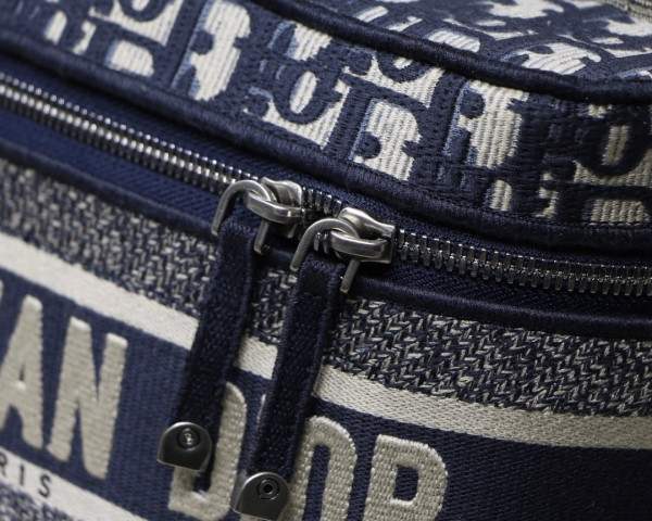 D*or vanity case-24-17-13.5cm