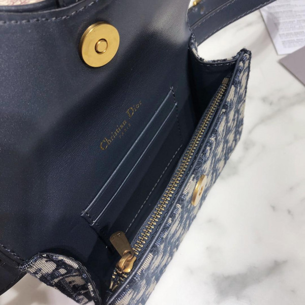 D*or oblique belt bag