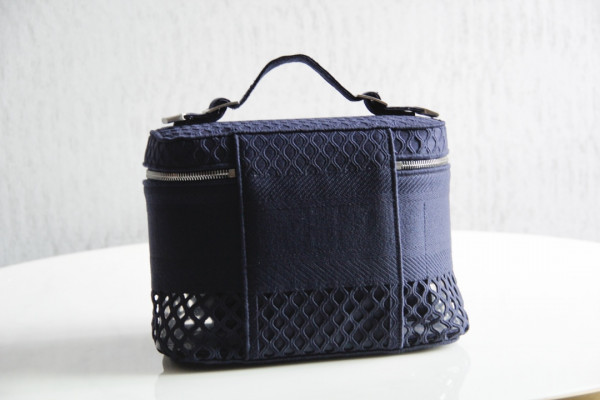 D*or vanity case-24-17-13.5cm