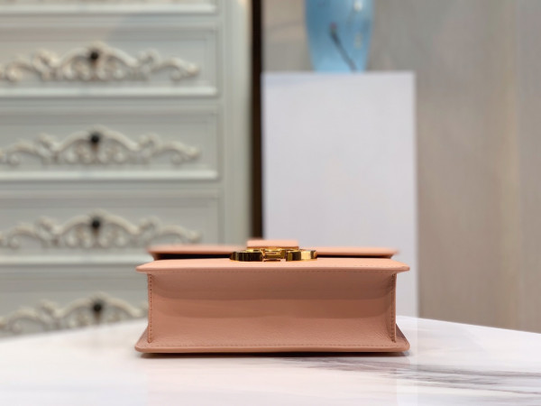 D*or 30 montaigne bag