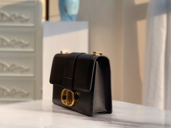 D*or 30 montaigne bag