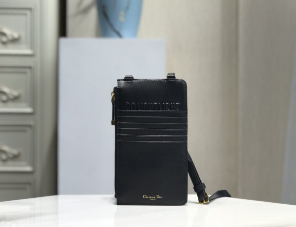 D*or 30 montaigne wallet with strap