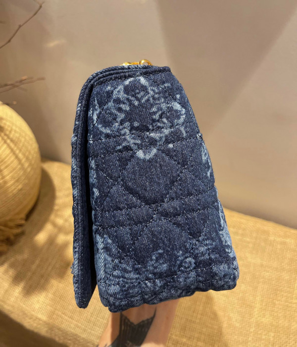 D*or 30 montaigne bag