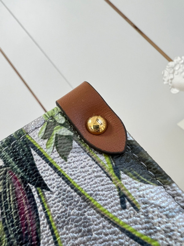 l**is V*t*n onthego mm