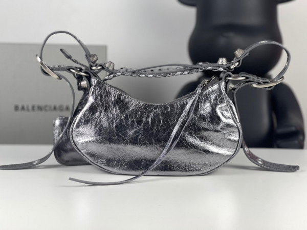Ba*len*cia*ga women''s le cagole xs shoulder bag