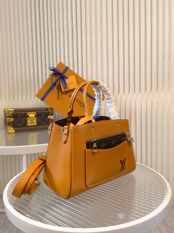 l**is V*t*n marelle tote bb