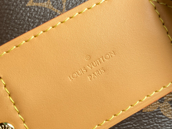 l**is V*t*n bosphore backpack