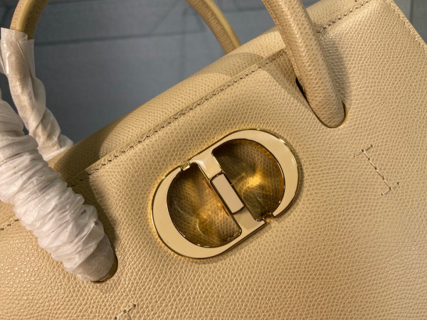 D*or large st honorÉ tote