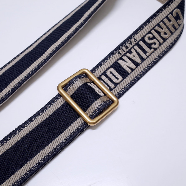 D*or adjustable shoulder strap