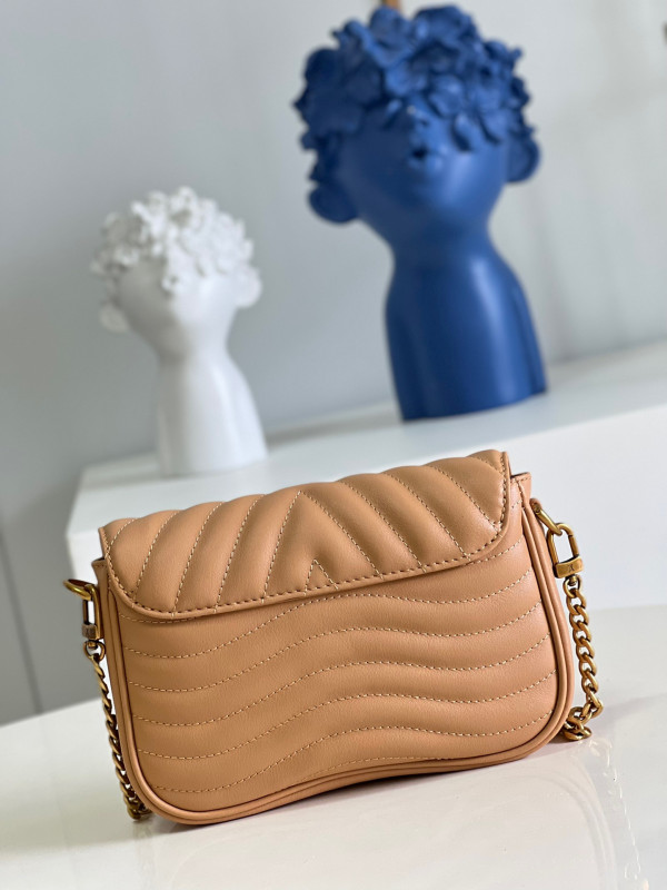 l**is V*t*n new wave multi-pochette