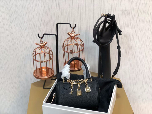 Ce**e mini boston bag