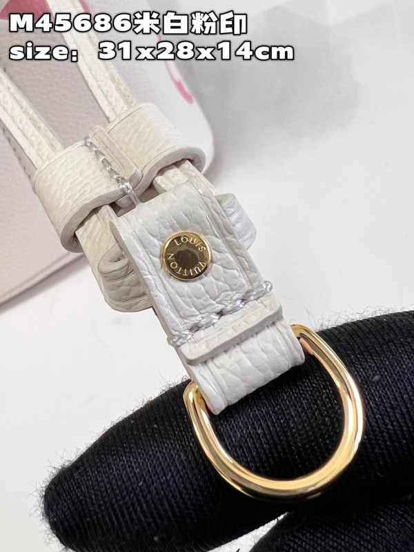 l**is V*t*n neverfull mm