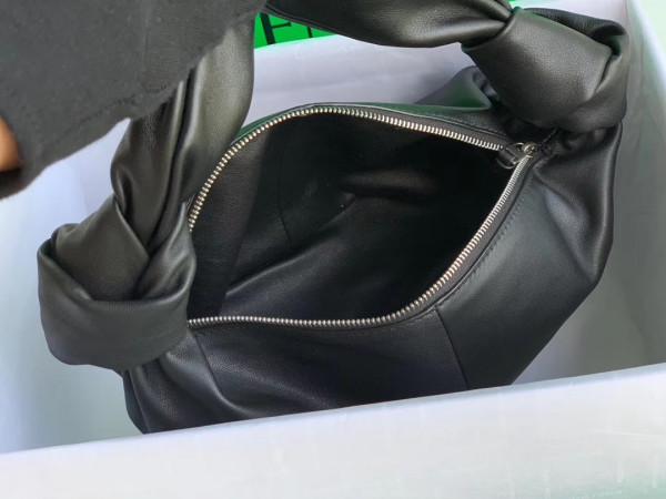 Bo*te*ga ve*ne*ta mini double knot