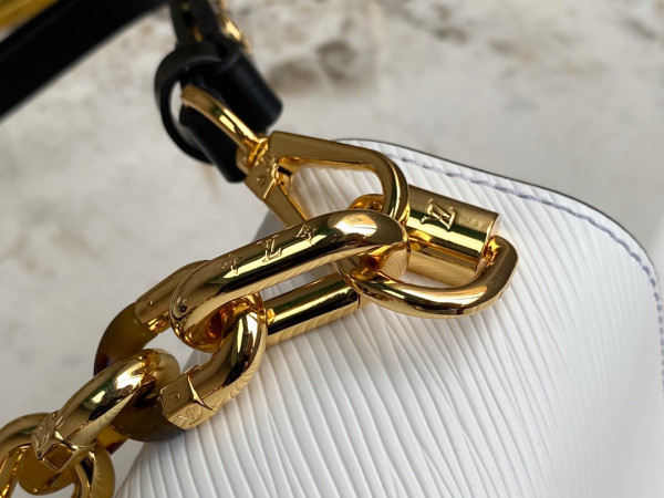 l**is V*t*n twist pm