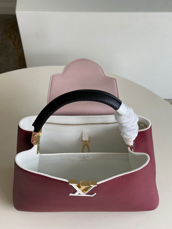 l**is V*t*n capucines bb