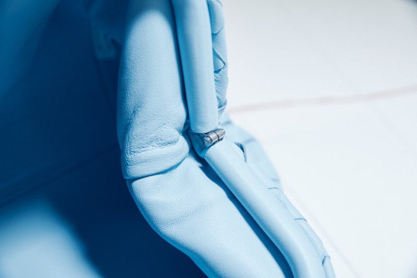 Bo*te*ga ve*ne*ta pouch