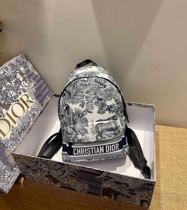 D*or D*ortravel backpack