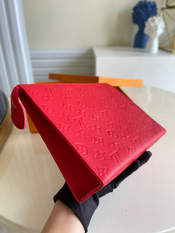 l**is V*t*n pochette voyage