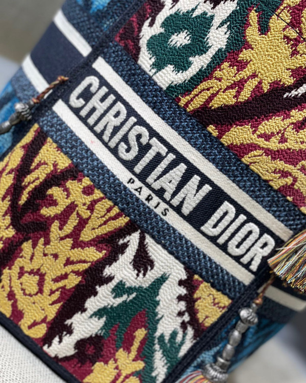 D*or d-bubble bucket bag