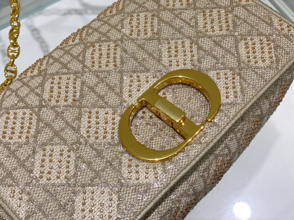 D*or medium caro bag