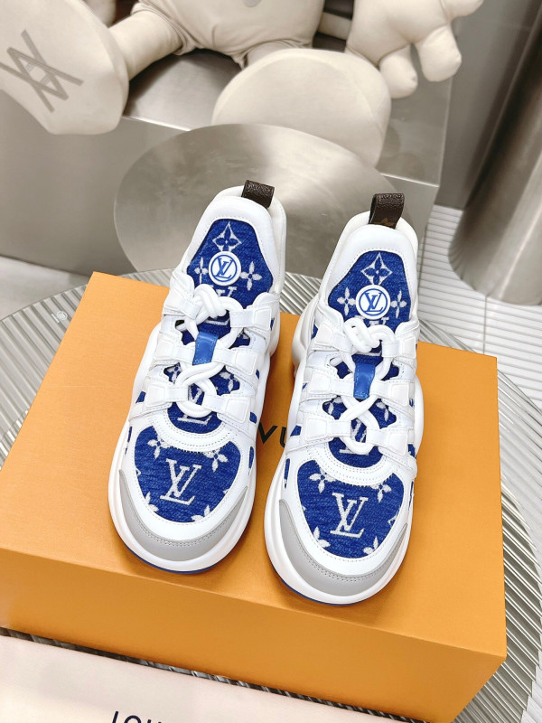 l**is V*t*n archlight sneaker