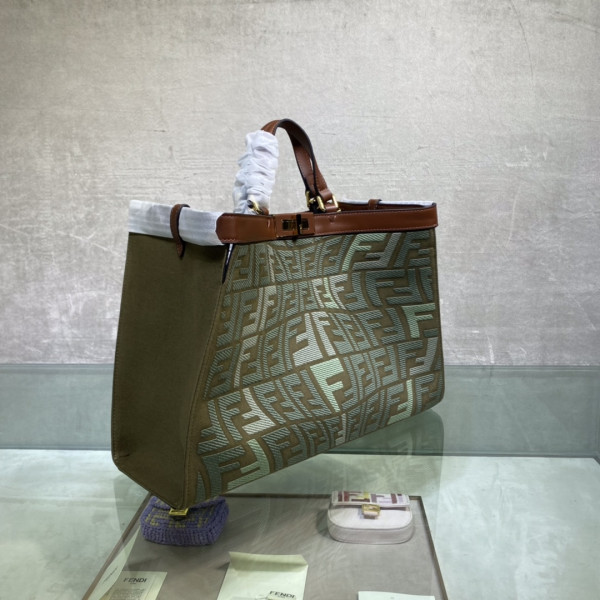 F**di peekaboo x-tote