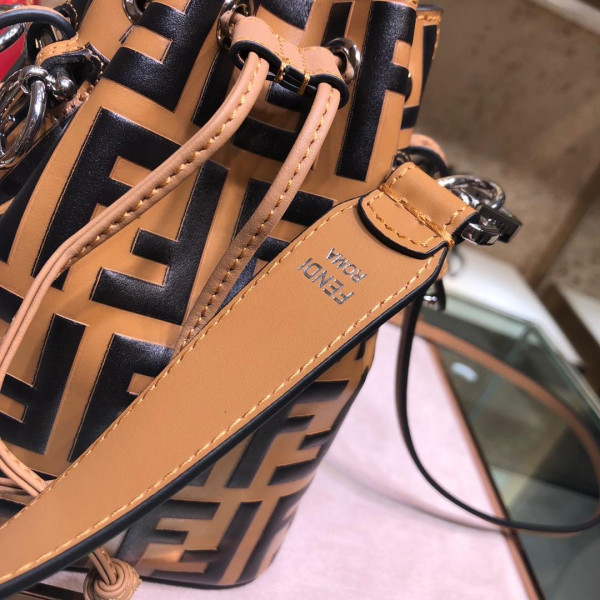 F**di mon tresor-12*18*10cm