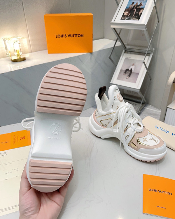 l**is V*t*n archlight sneaker