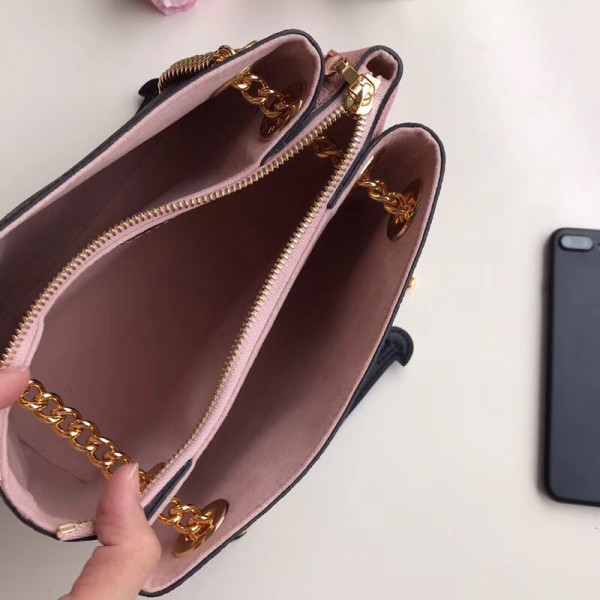 l**is V*t*n surene bb