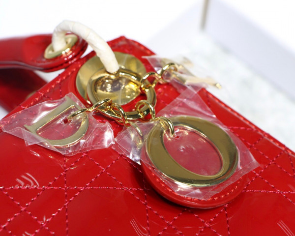 lady D*or mini with cow patent leather