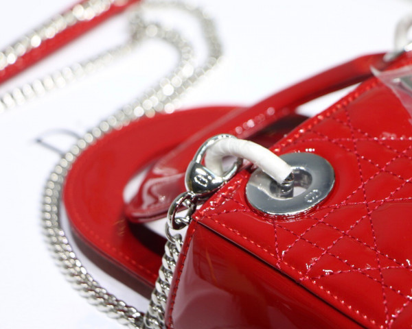 lady D*or mini with cow patent leather