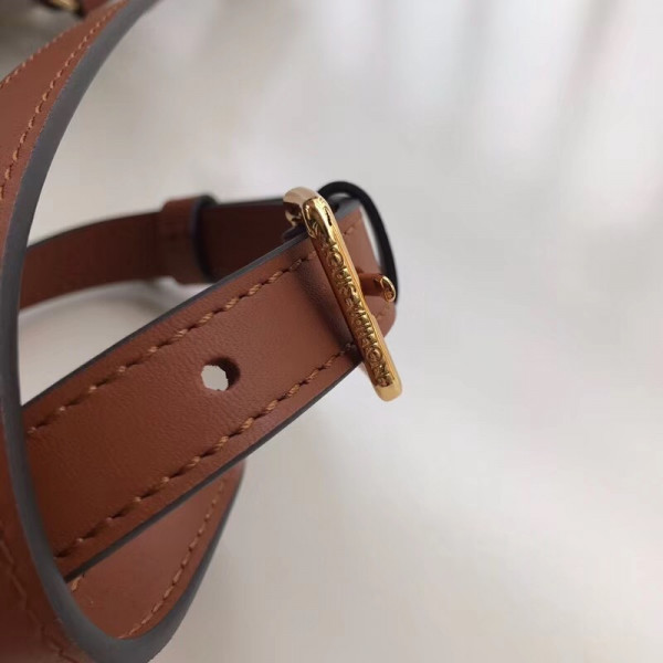 l**is V*t*n v tote mm