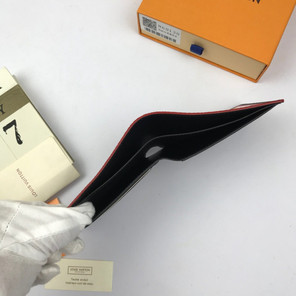 l**is V*t*n multiple wallet