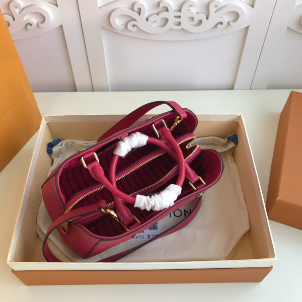 l**is V*t*n montaigne bb