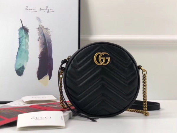 G*u*i gg marmont mini round shoulder bag