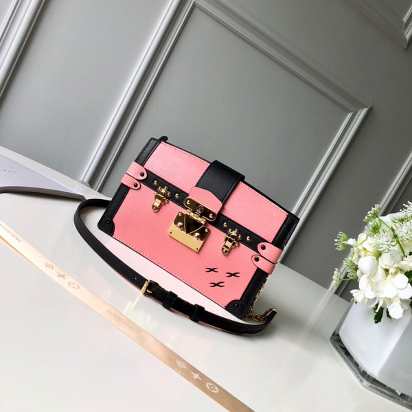 l**is V*t*n trunk clutch