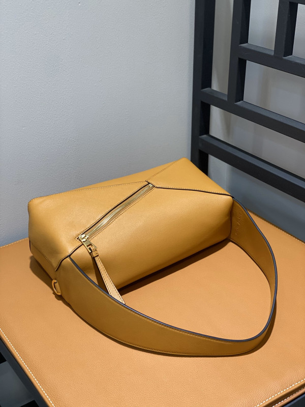 LOEWE Puzzle Hobo bag